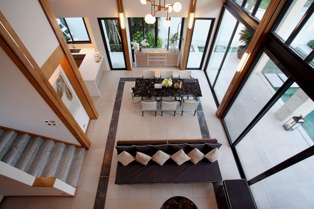 객실 내 식사 공간