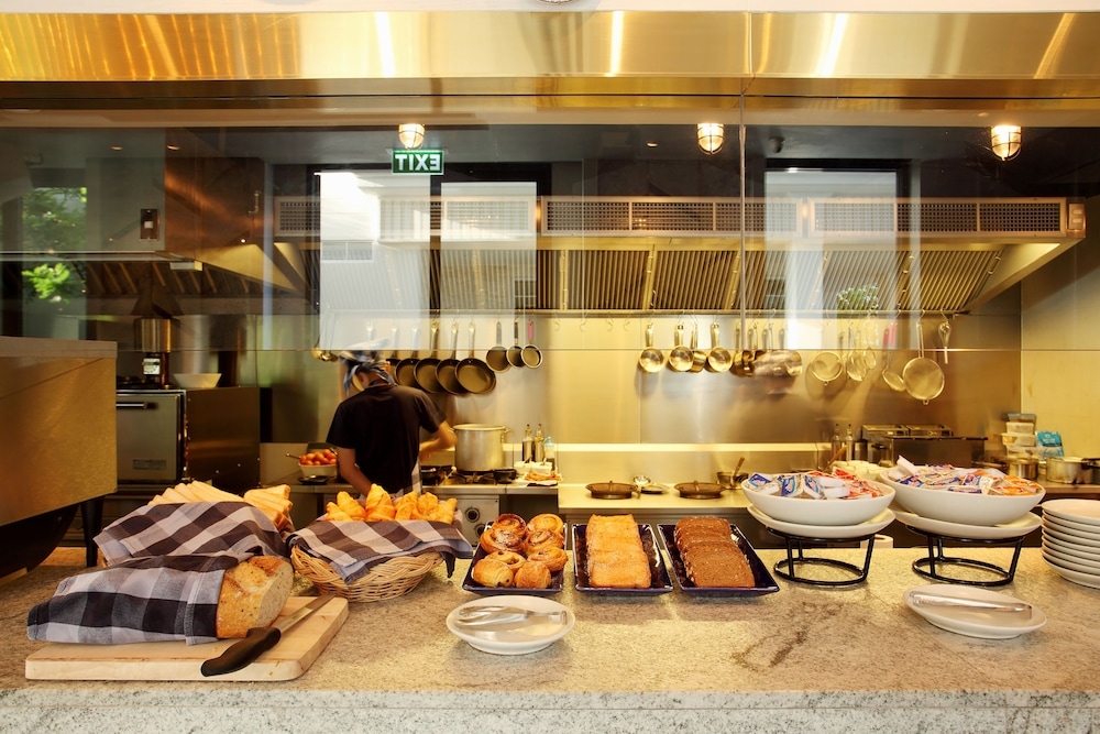 뷔페 아침 식사