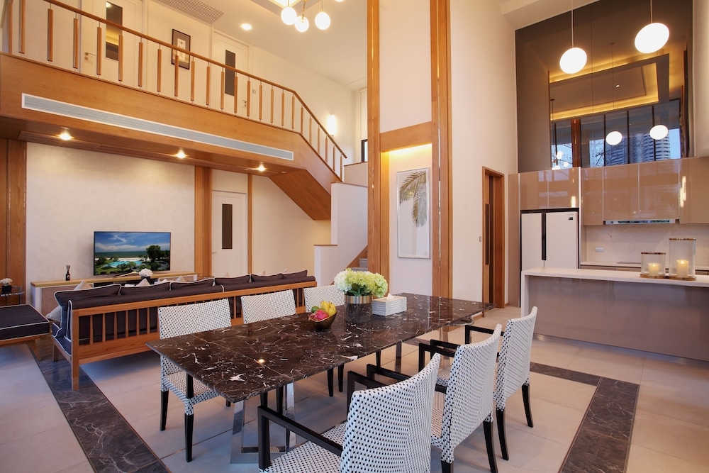 객실 내 식사 공간