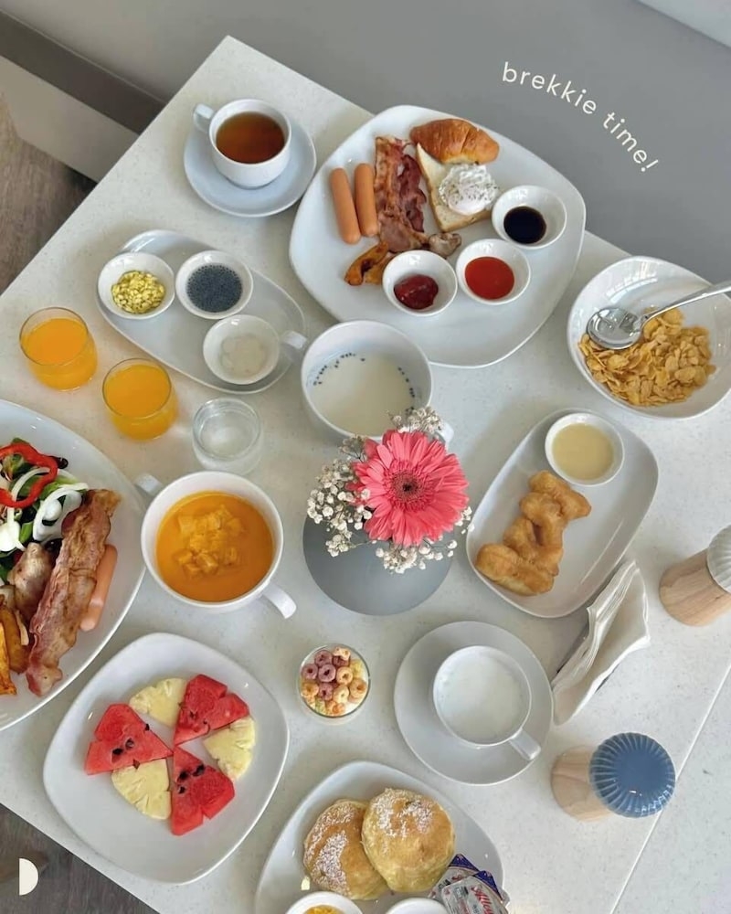 뷔페 아침 식사