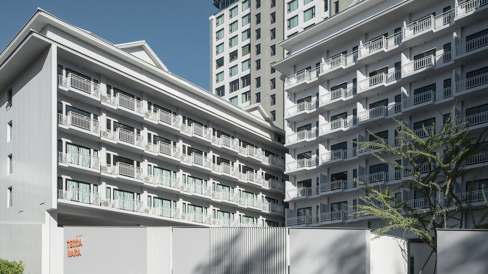 숙박 시설 정면