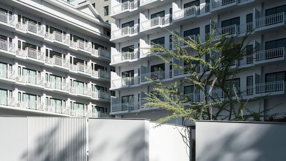 숙박 시설 정면