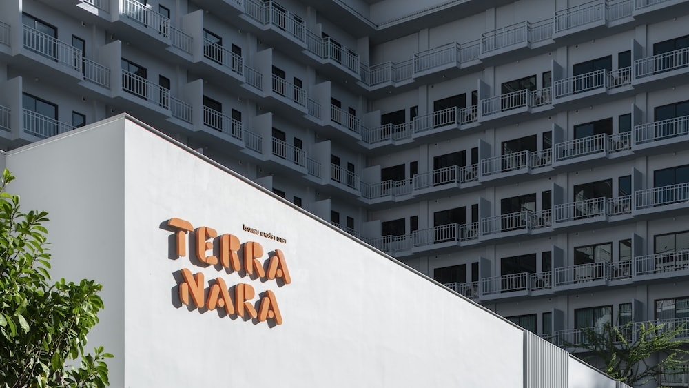 숙박 시설 정면