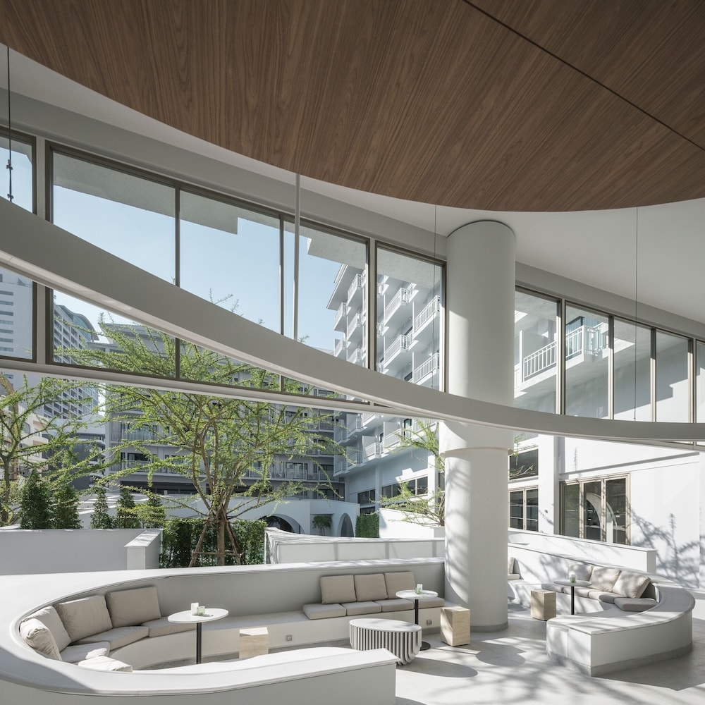 로비 좌석 공간