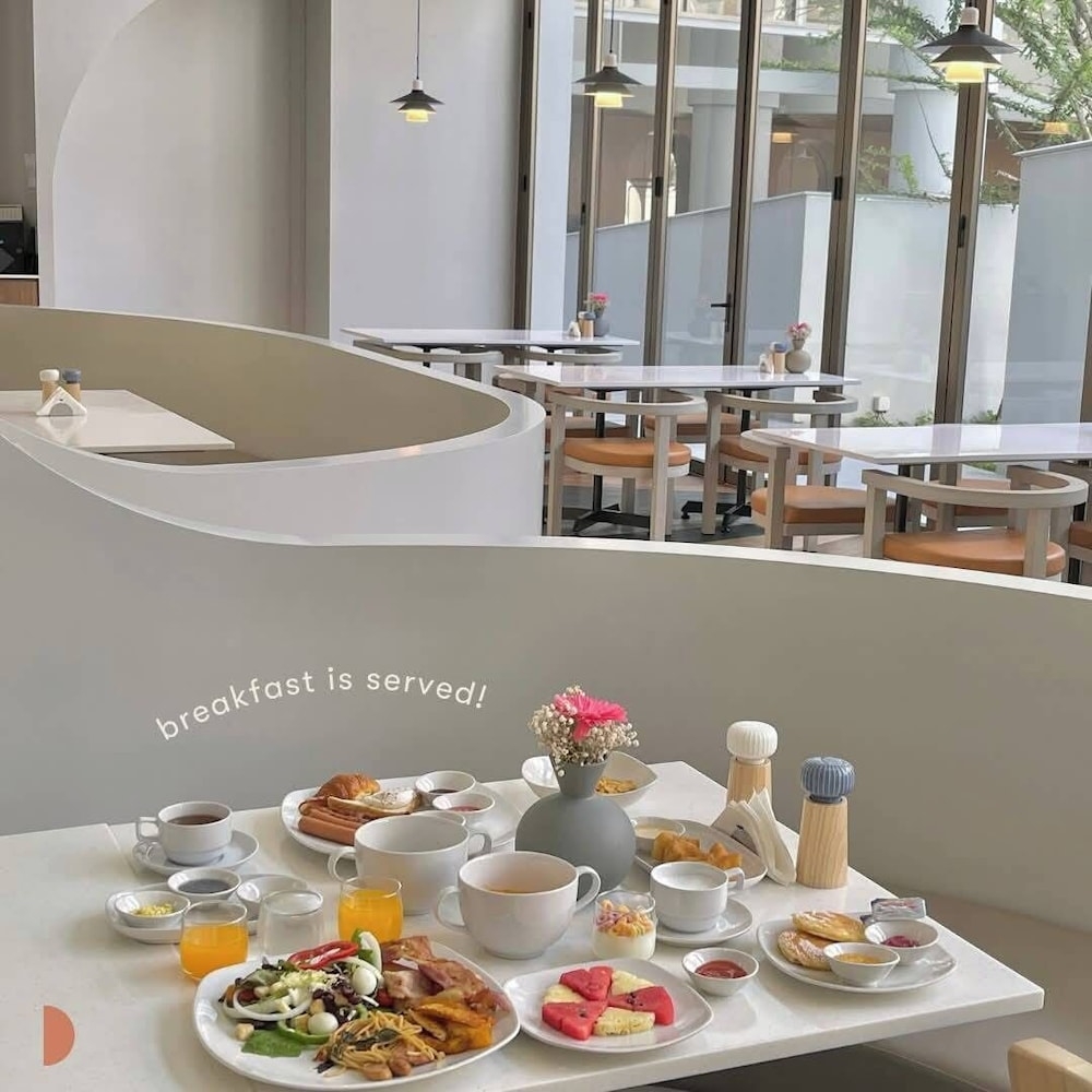 뷔페 아침 식사