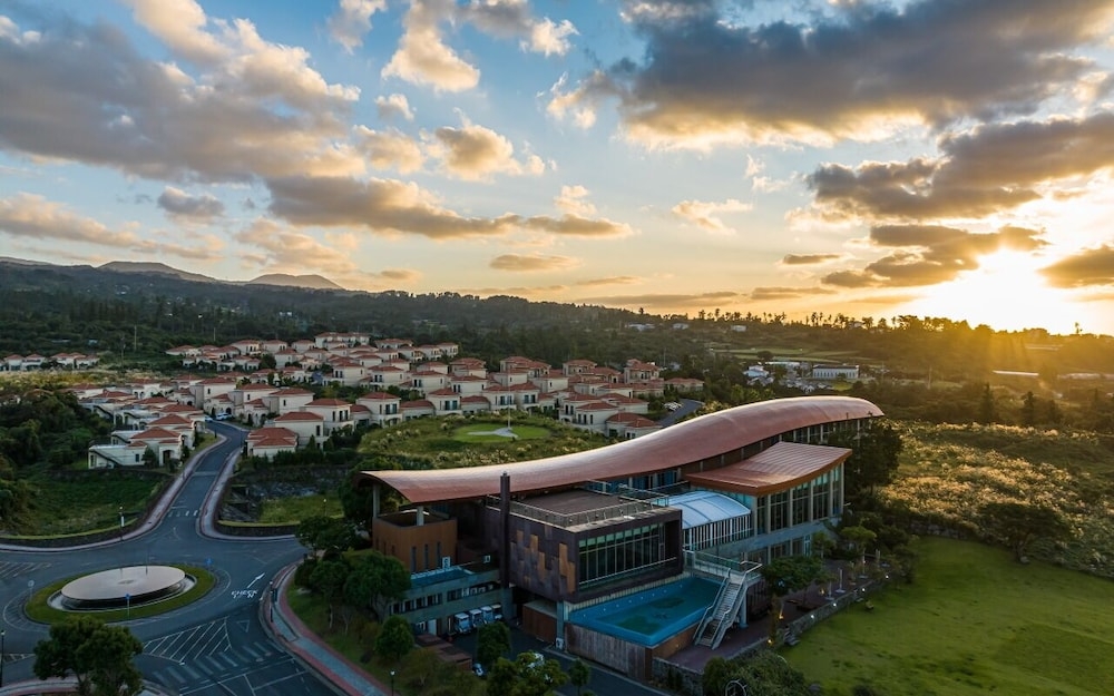 숙박 시설에서 보는 주변 전망