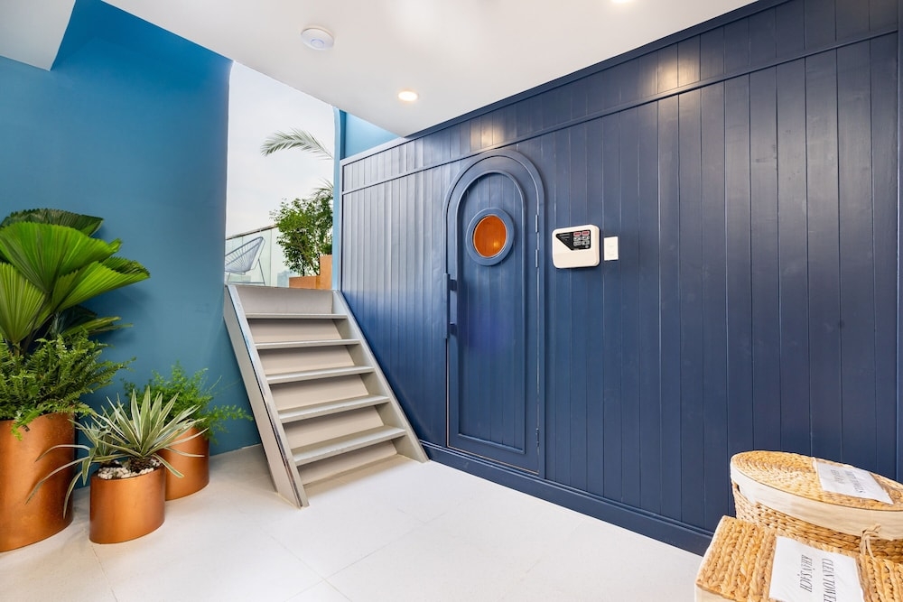 숙박 시설 정면