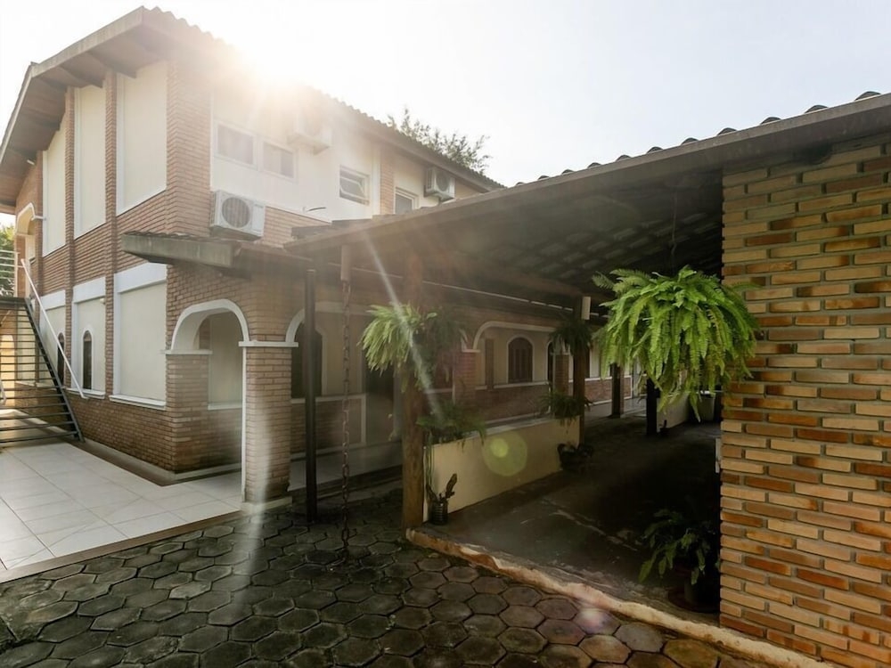 숙박 시설 구내