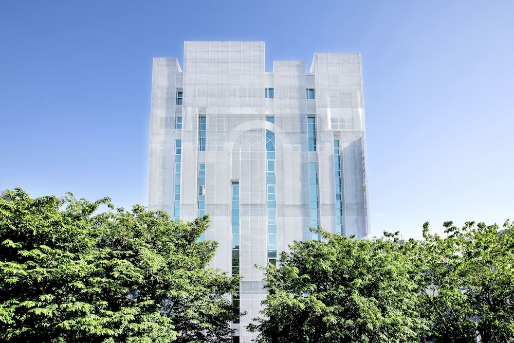 숙박 시설 정면