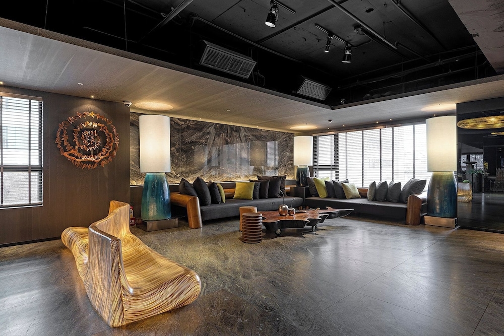 로비 좌석 공간