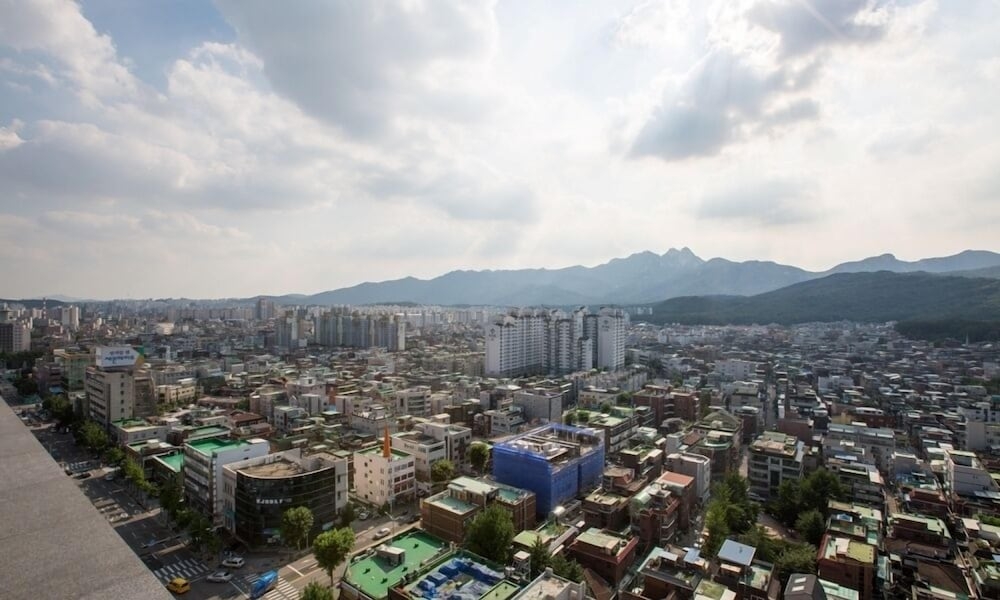 숙박 시설에서 보는 주변 전망