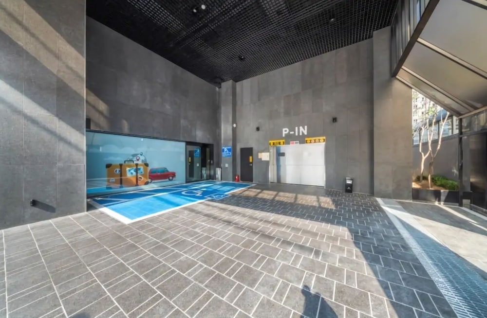 숙박 시설 정면