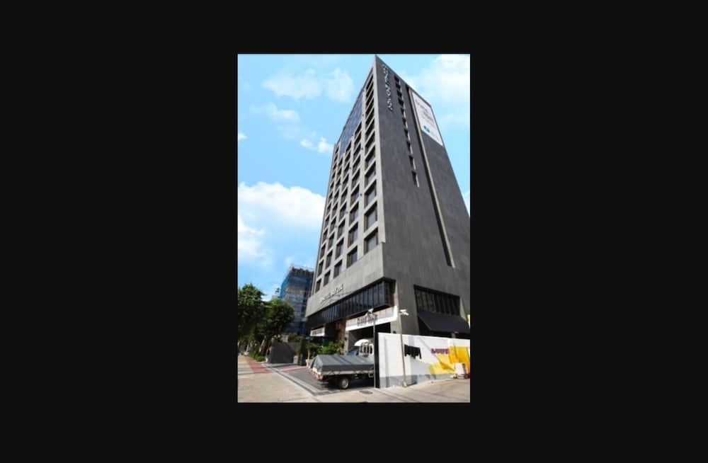 숙박 시설 정면