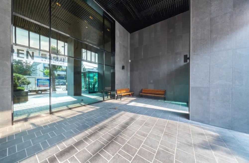 숙박 시설 정면