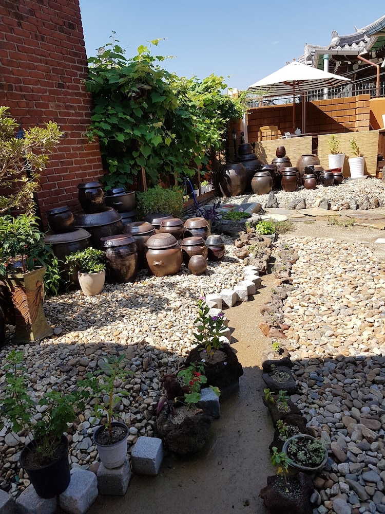 숙박 시설 구내