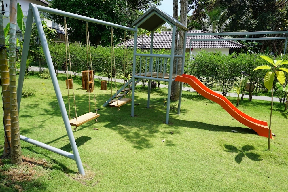 어린이 놀이 공간 - 야외