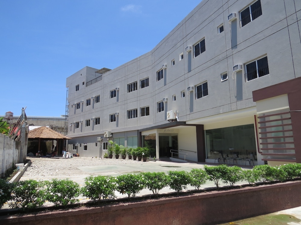 숙박 시설 정면