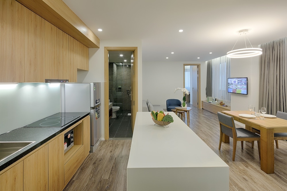 객실 내 식사 공간