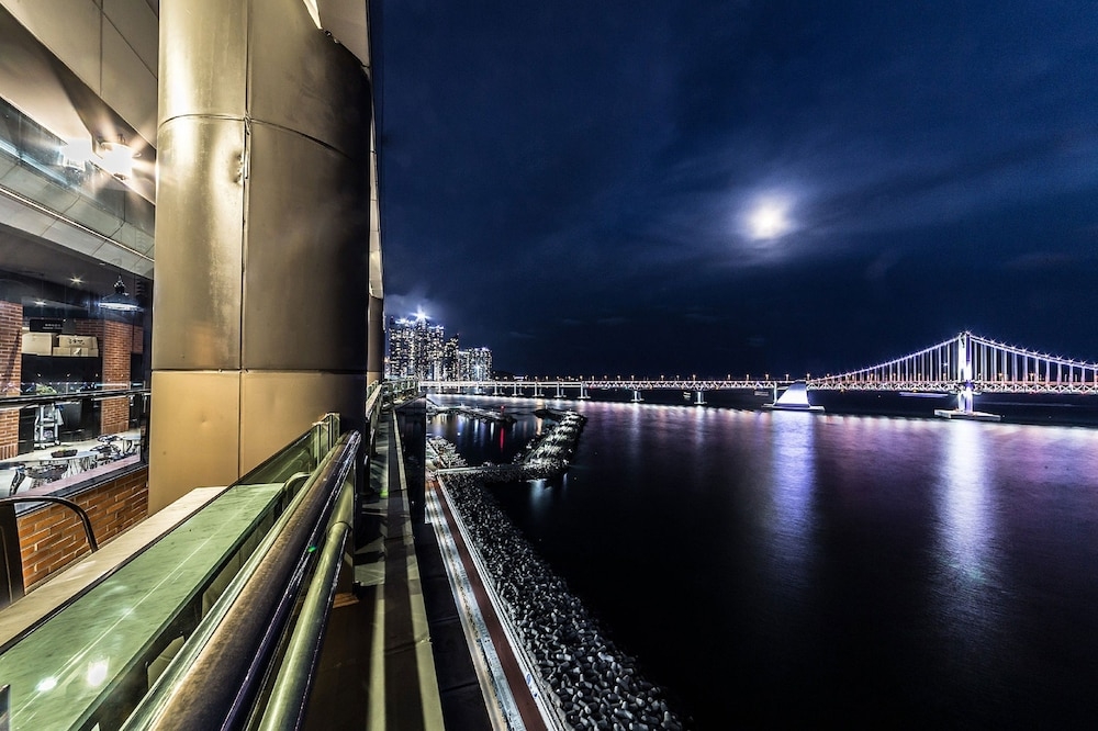 숙박 시설의 전망