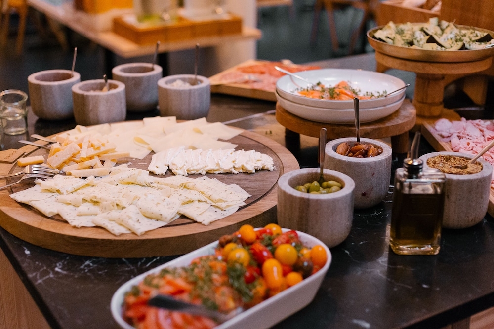 뷔페 아침 식사