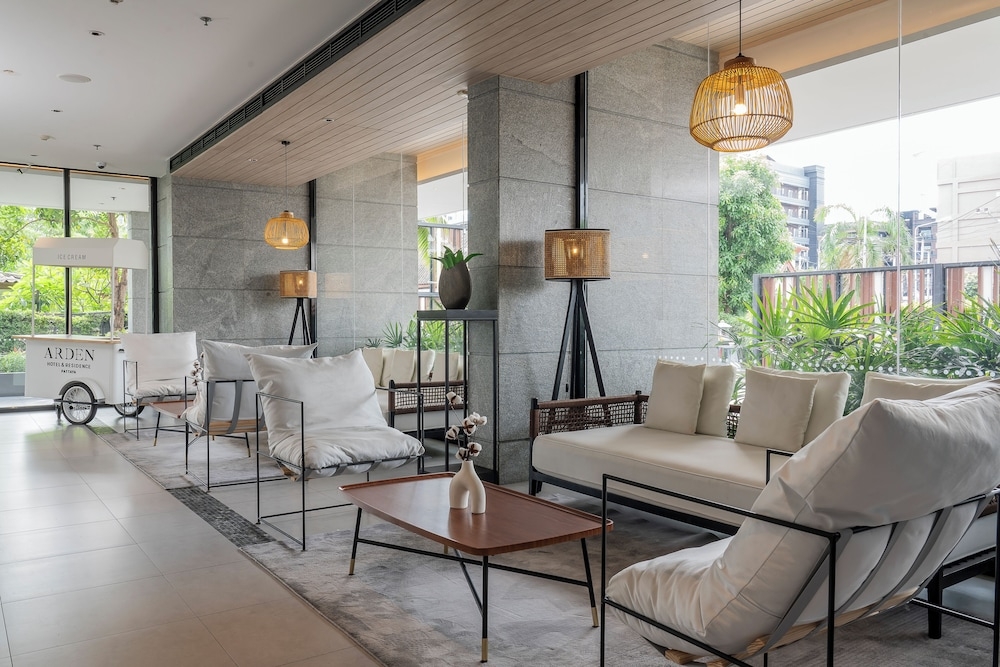 로비 좌석 공간