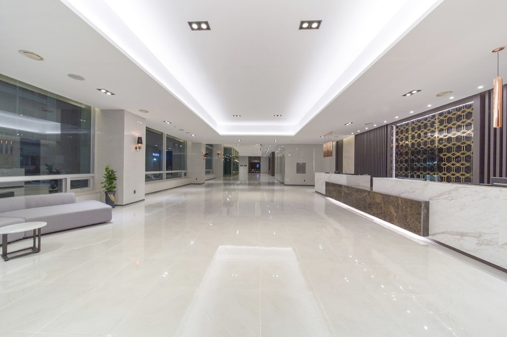 체크인/체크아웃 키오스크