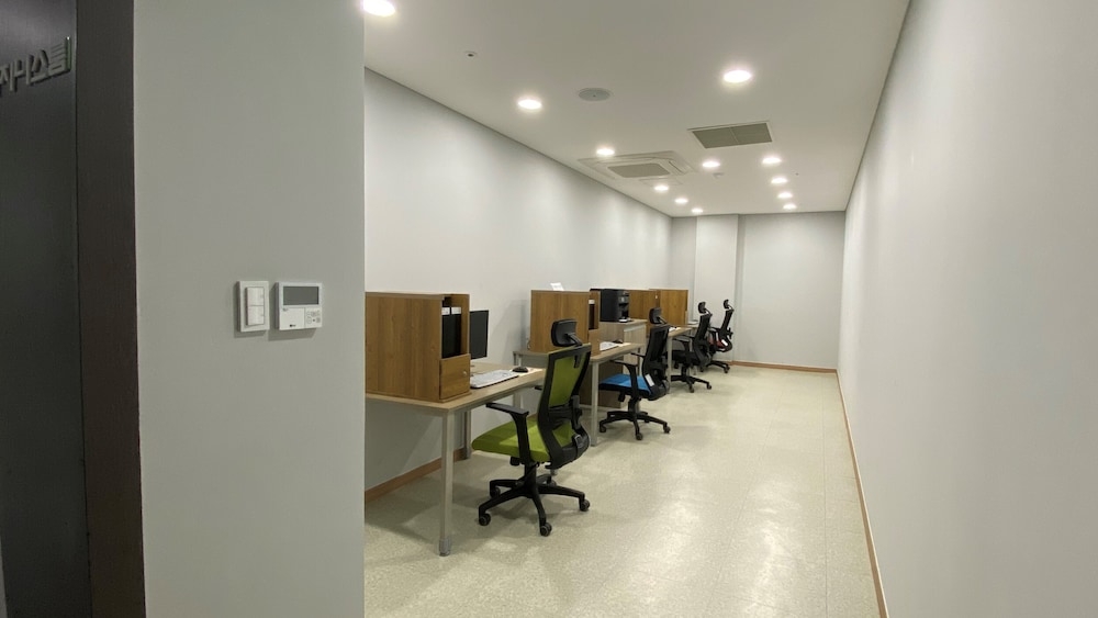 숙박 시설 내 편의 시설/서비스