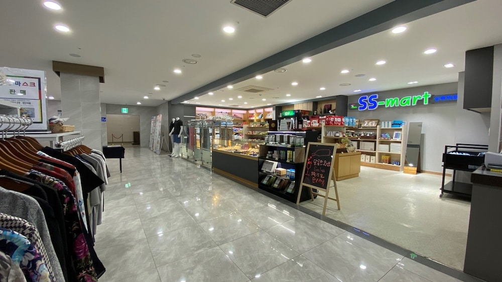 숙박 시설 내 편의 시설/서비스