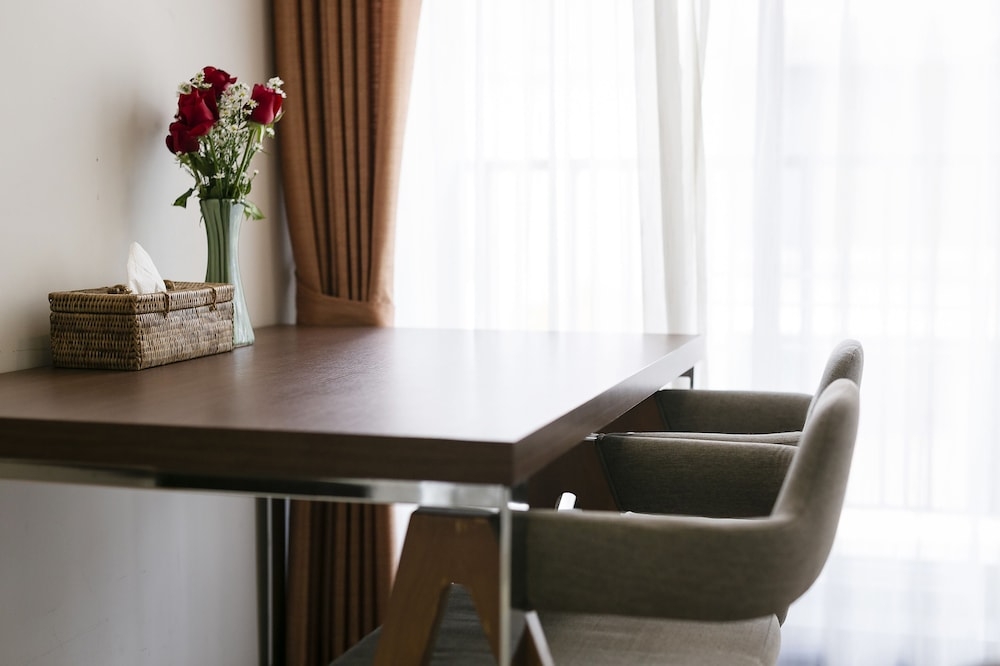 객실 내 식사 공간