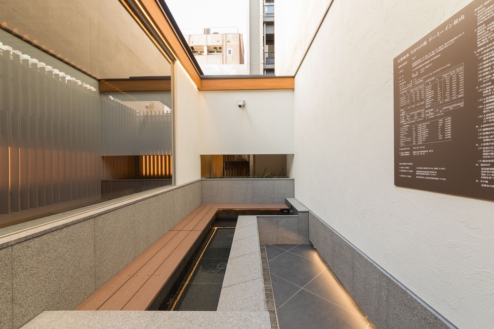 숙박 시설 구내