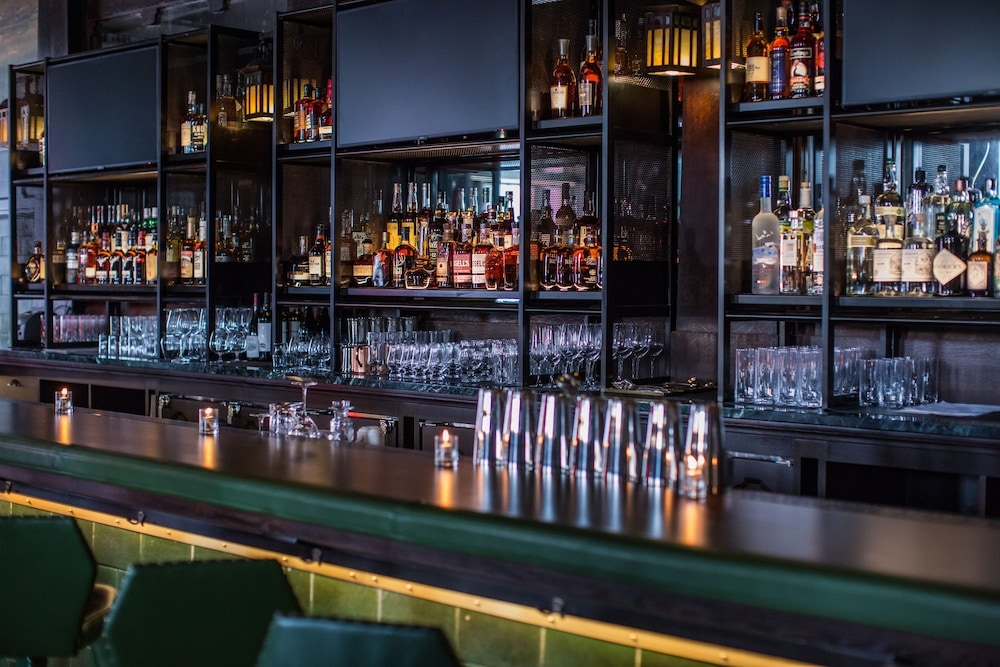 바(숙박 시설 내)