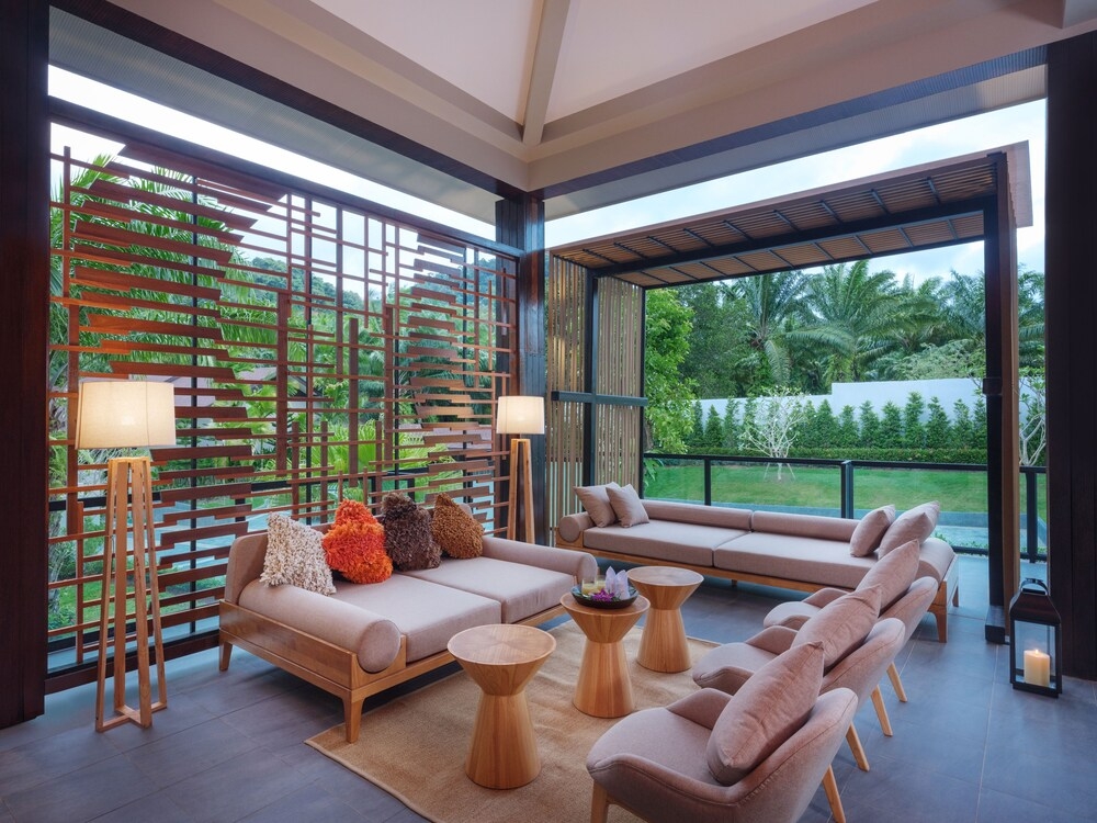 로비 좌석 공간