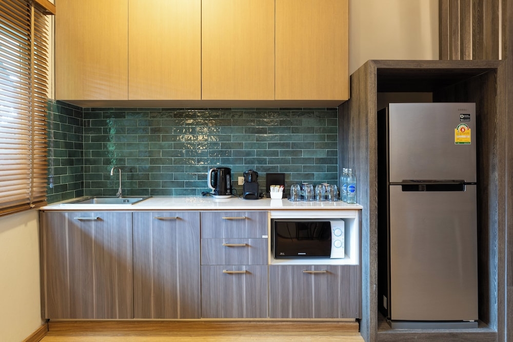 객실 내 식사 공간