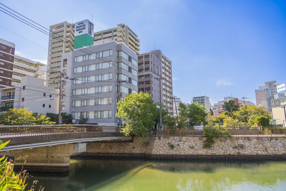 숙박 시설에서 보는 시내 전망