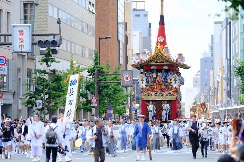 숙박 시설에서 보는 시내 전망