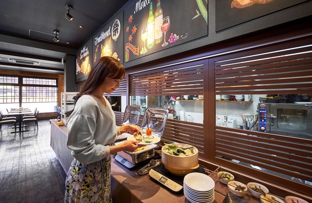 뷔페 아침 식사