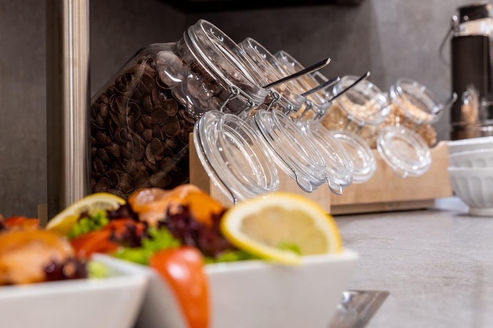 뷔페 아침 식사