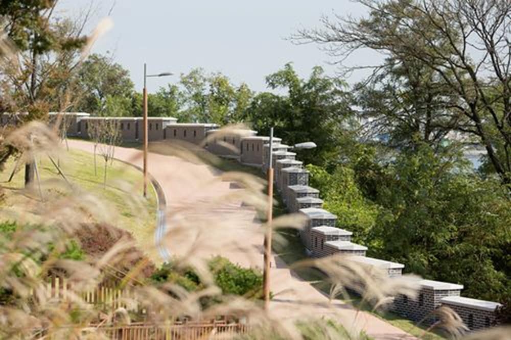 숙박 시설의 전망