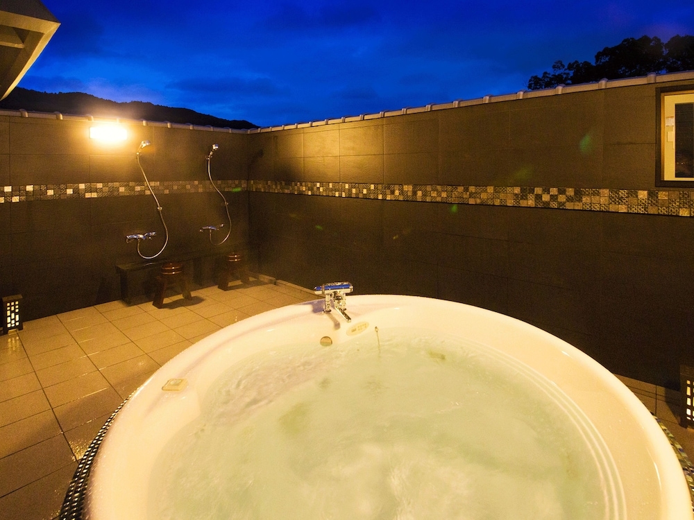 야외 스파 욕조