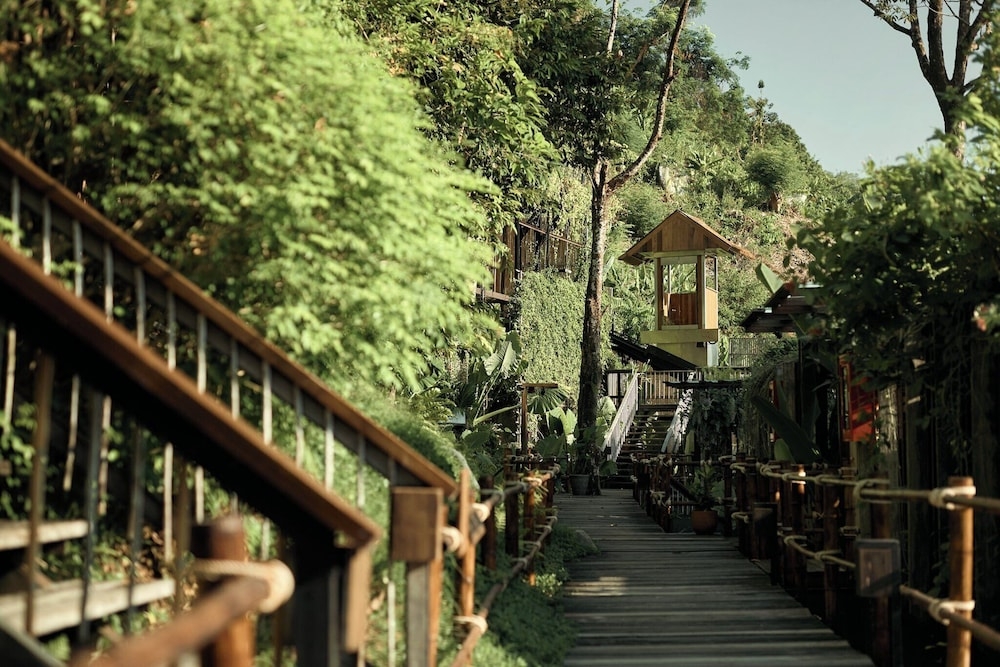 숙박 시설 내 편의 시설/서비스