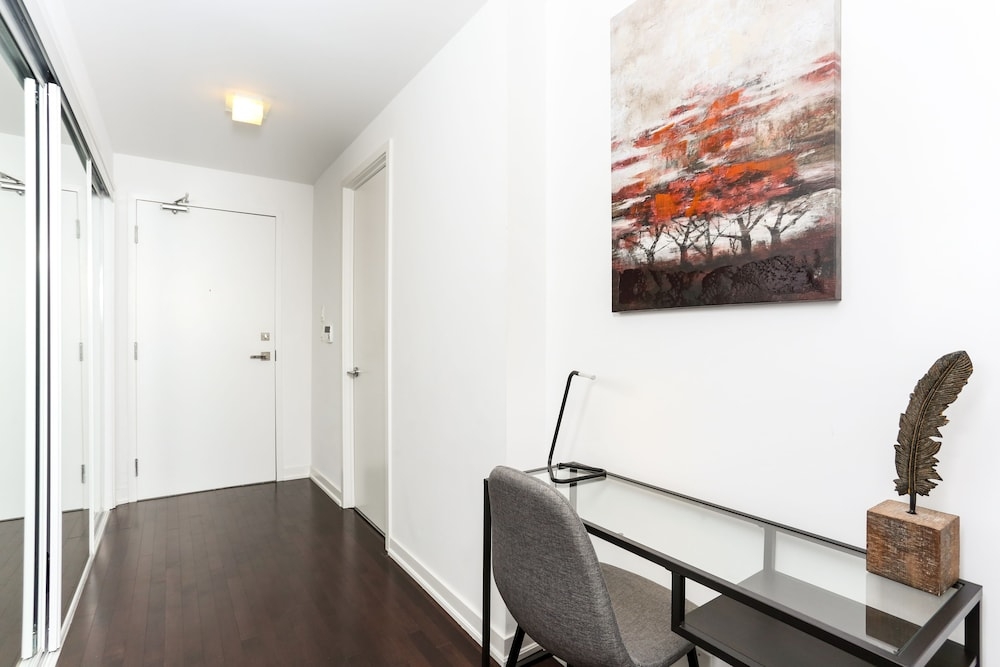 객실 내 비즈니스 센터