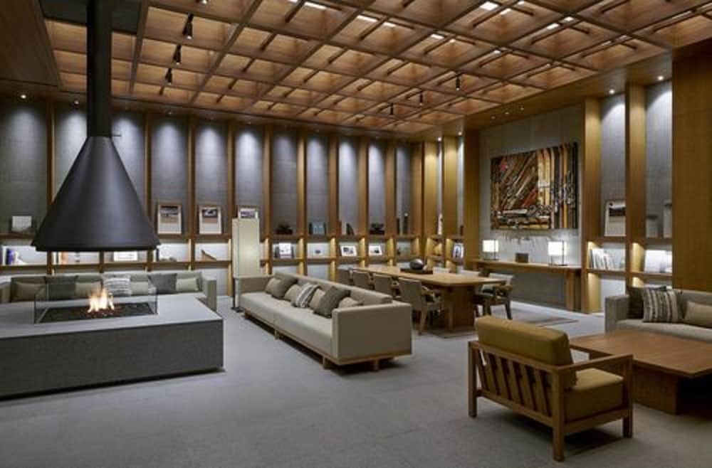 로비 좌석 공간