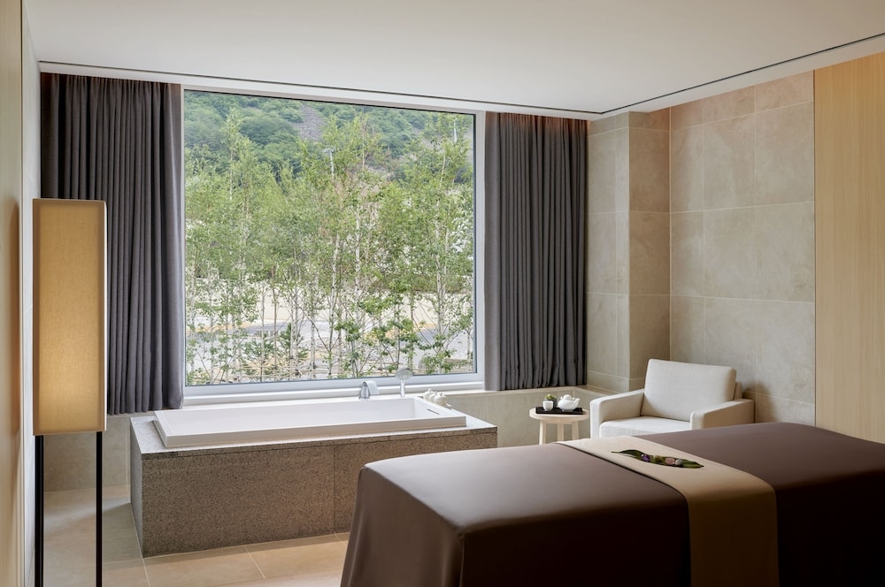 숙박 시설 내 편의 시설/서비스