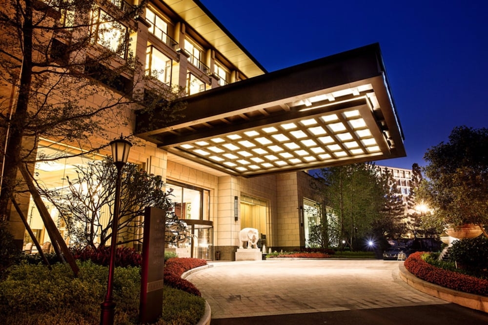 숙박 시설 입구