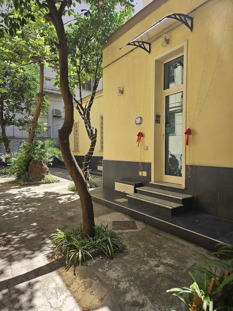 숙박 시설 정면