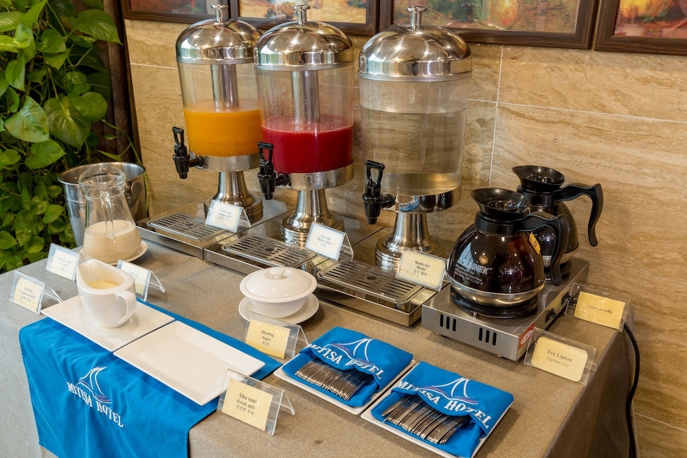 뷔페 아침 식사