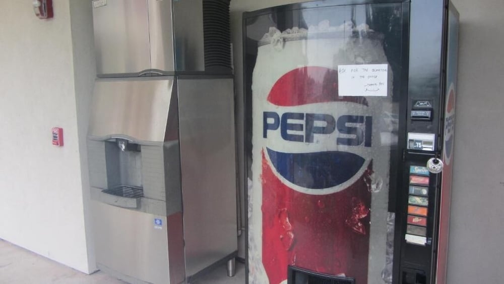 숙박 시설 구내