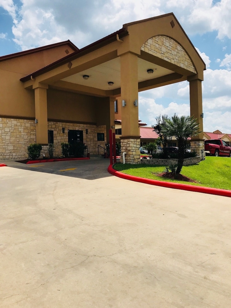 숙박 시설 정면