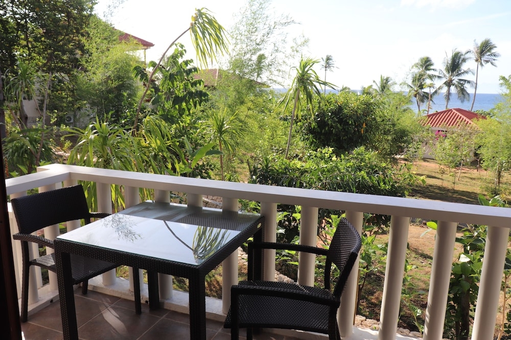 객실 내 식사 공간