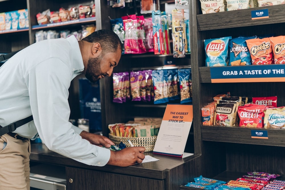 숙박 시설 내 편의 시설/서비스